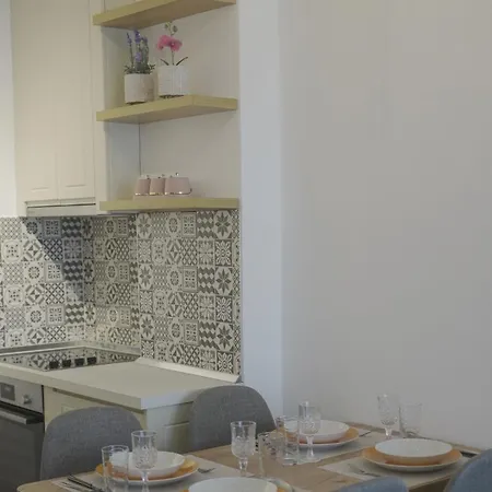 Inn Home Apartments Διαμέρισμα Τίρανα